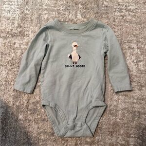 Carter's Blue Goose Print Bodysuit size 9M